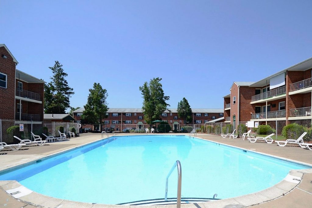 Colonial Point Bensalem